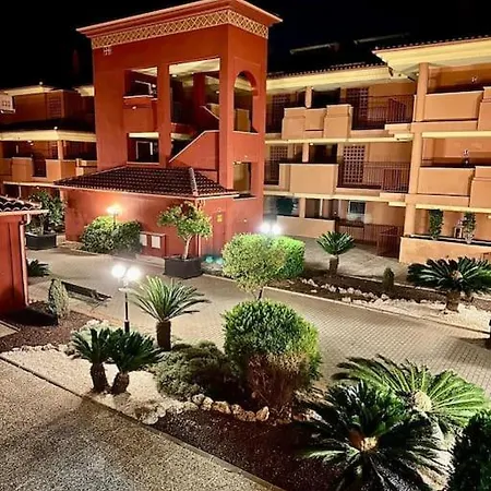 Apartment In La Reserva De